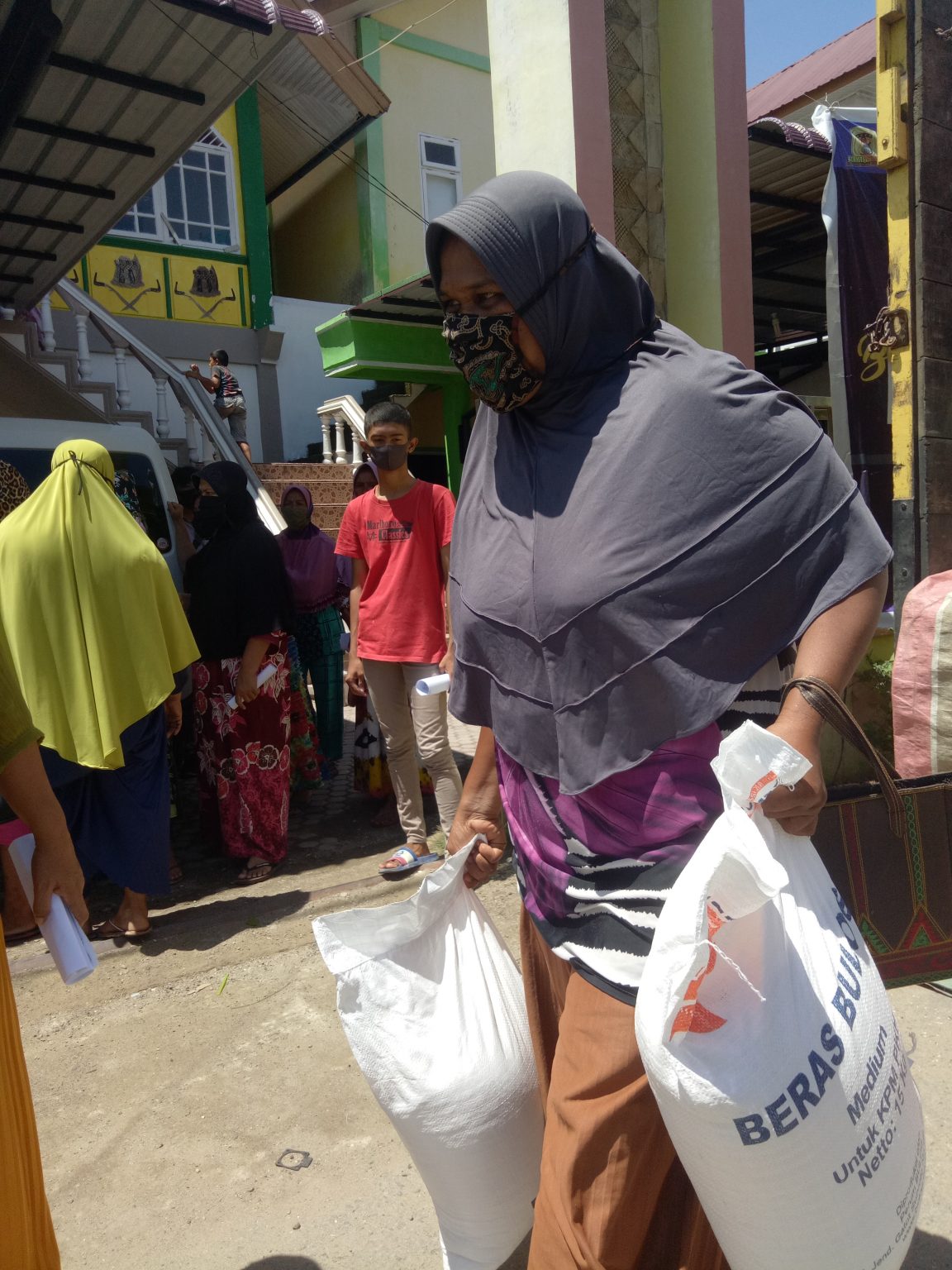 5.849 KPM PKH Lhokseumawe Terima BSB