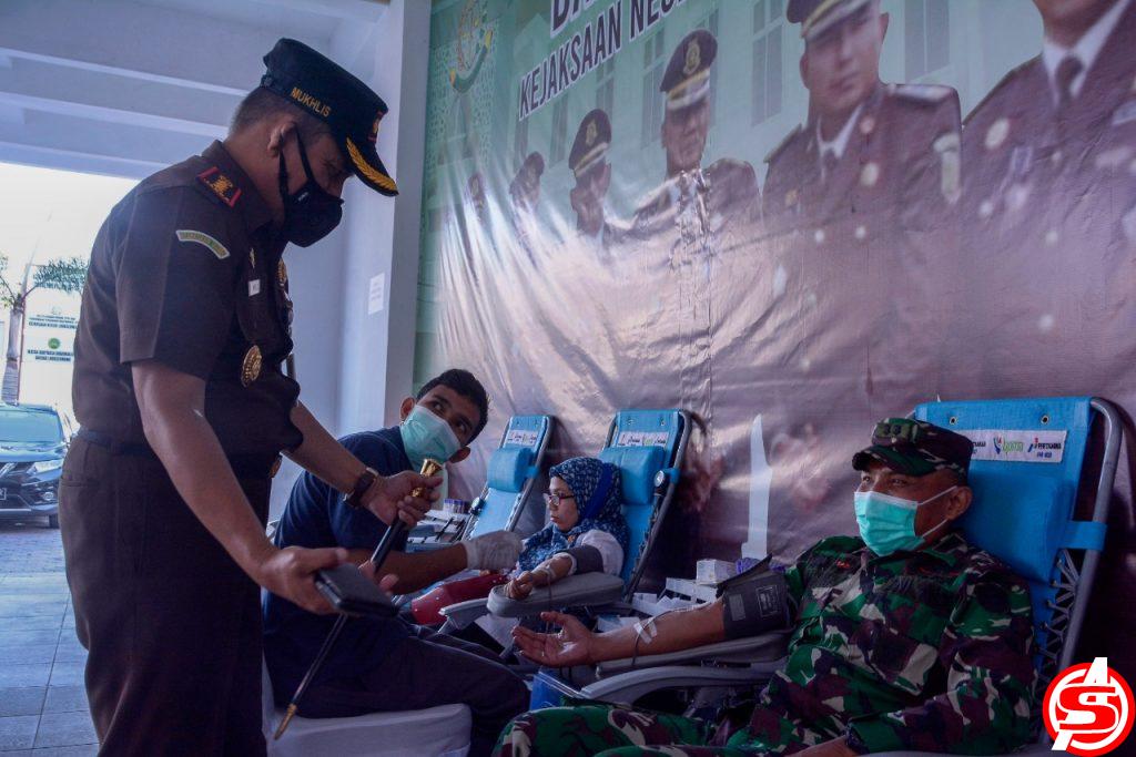 Stok Darah Menipis, TNI Ikut Donor Darah Ditengah Pandemi Covid 19