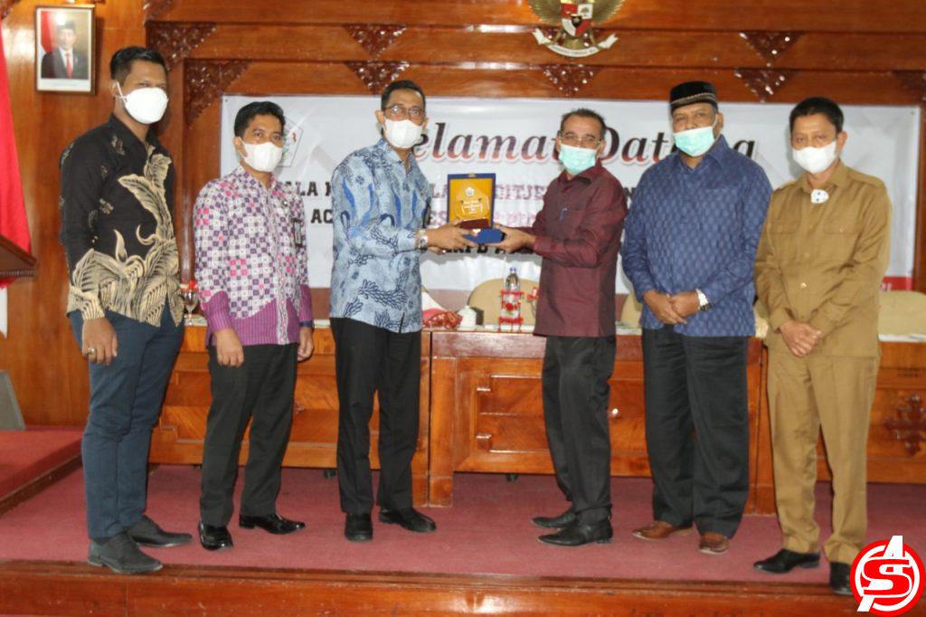 Pemko Lhokseumawe Terima Piagam Penghargaan BPK RI