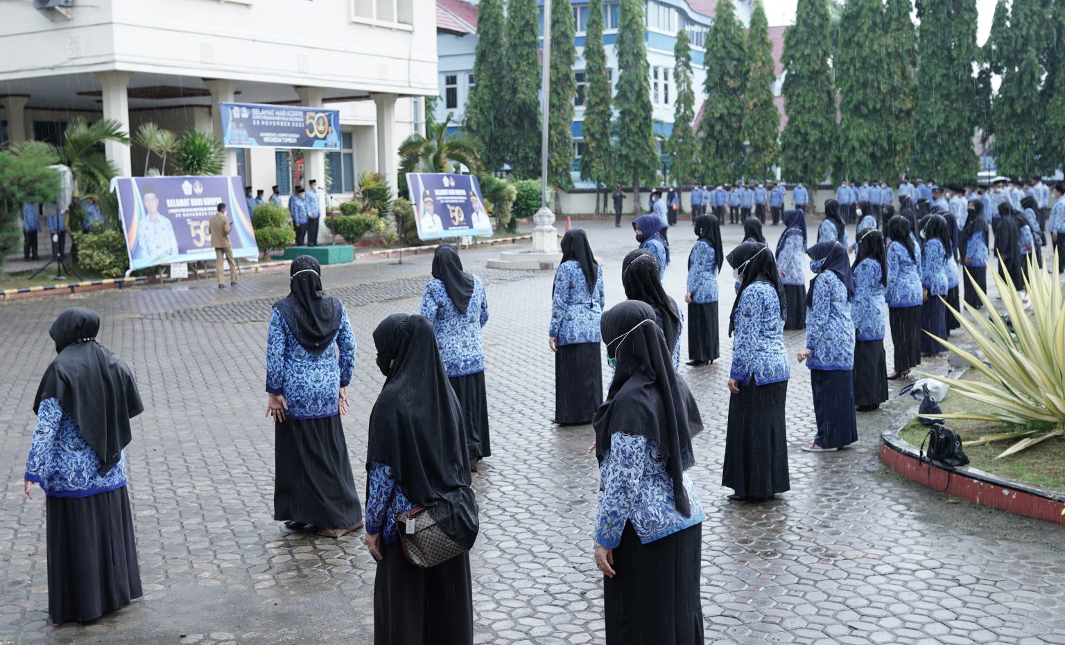 Hujan Gerimis, Upacara HUT Korpri Tetap Berlangsung di Lhokseumawe