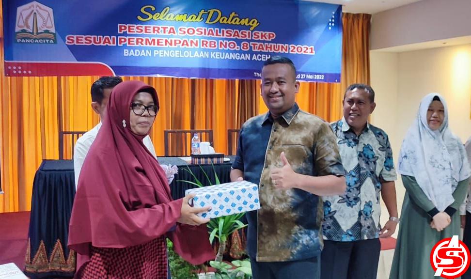 Kepala Samsat Lhokseumawe Ikut Sosialisasi SKP Dapat Penghargaan