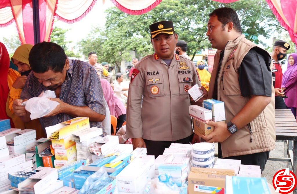 Masyarakat Ikut Pengobatan Gratis Polres Aceh Utara