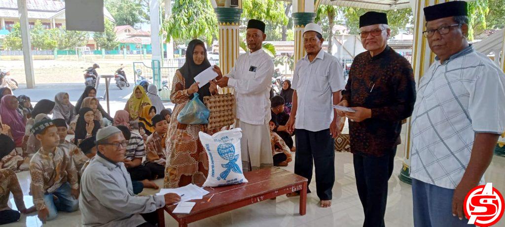 Anak Yatim Kuta Blang Terima Paket Ramadhan