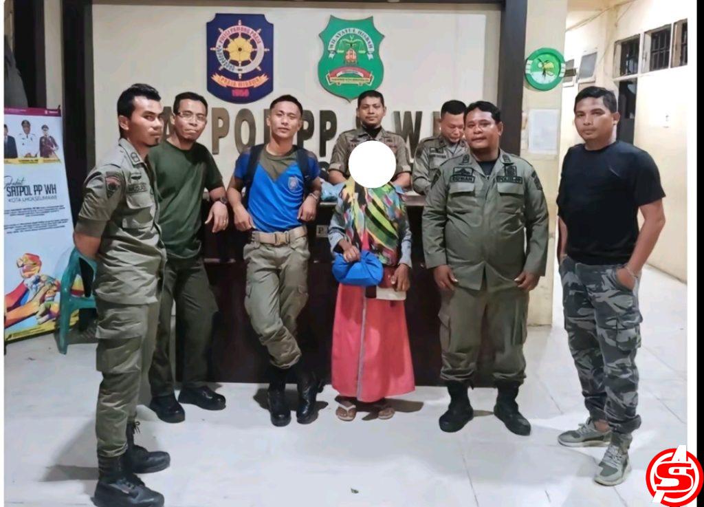 Pengemis di Lhokseumawe Punya Emas 20 Mayam, Uang Rp 4 Juta dan HP Android