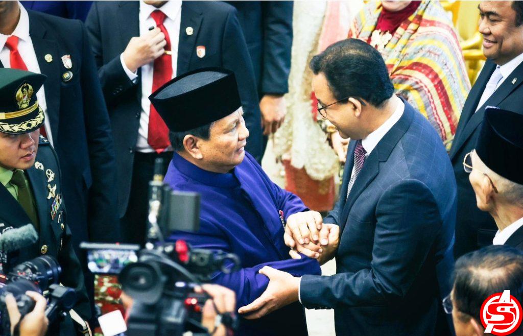 Anies Baswedan Hadiri Pelantikan Presiden Prabowo, Saling Berpelukan