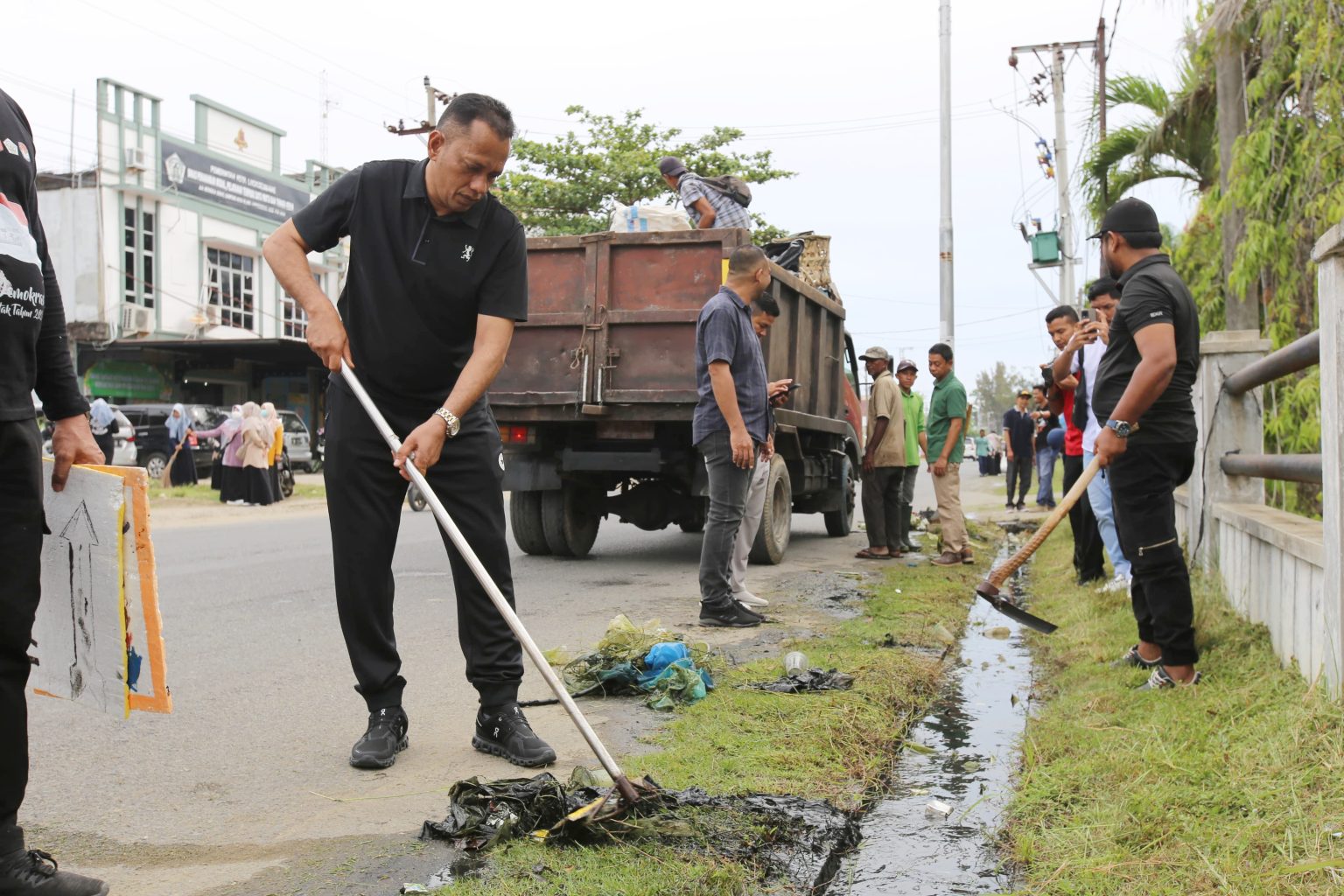 Gotong Royong Massal ASN di Lhokseumawe, Tidak Menganggu Pelayanan Publik
