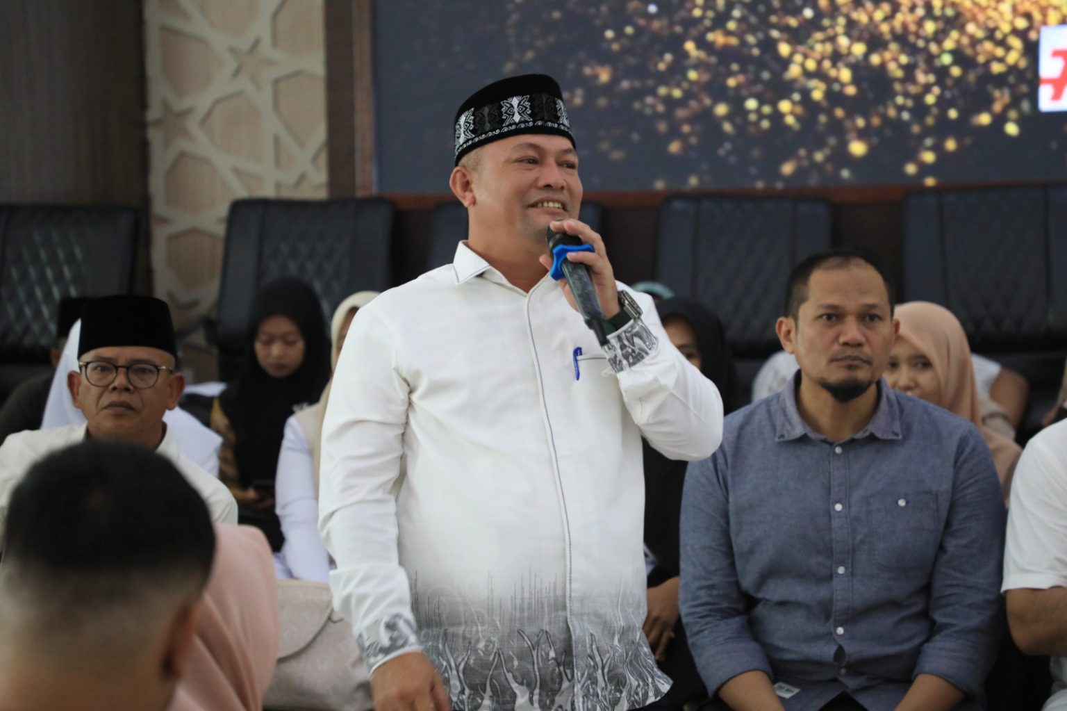 Bupati Ayahwa Terima Ribuan Tenaga Non ASN Suarakan Keadilan