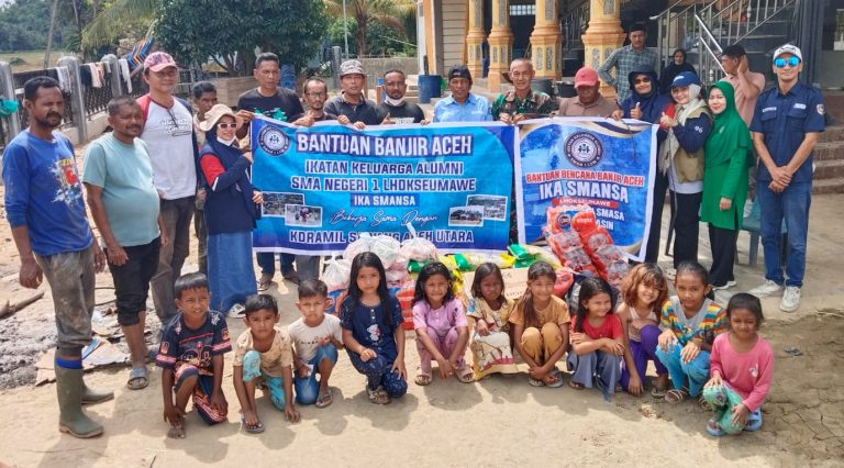 Banjir Aceh Utara: Koramil Sawang dan IKASMANSA Gerak Cepat Bantu Warga