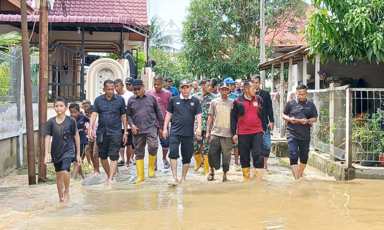 Hujan Semalaman Picu Longsor dan Banjir Susulan, Pemko Lhokseumawe Pantau Lokasi Rawan Longsor