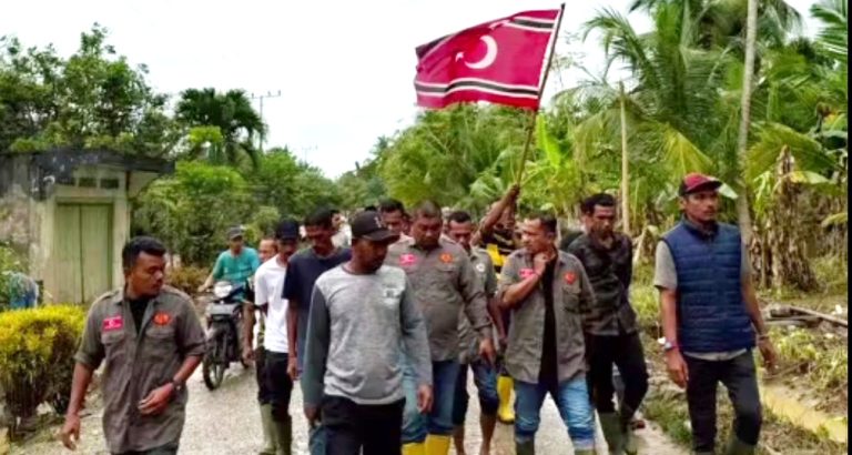 KPA dan Partai Aceh Turun Langsung Dampingi Pengungsi Banjir Bandang di Aceh Utara