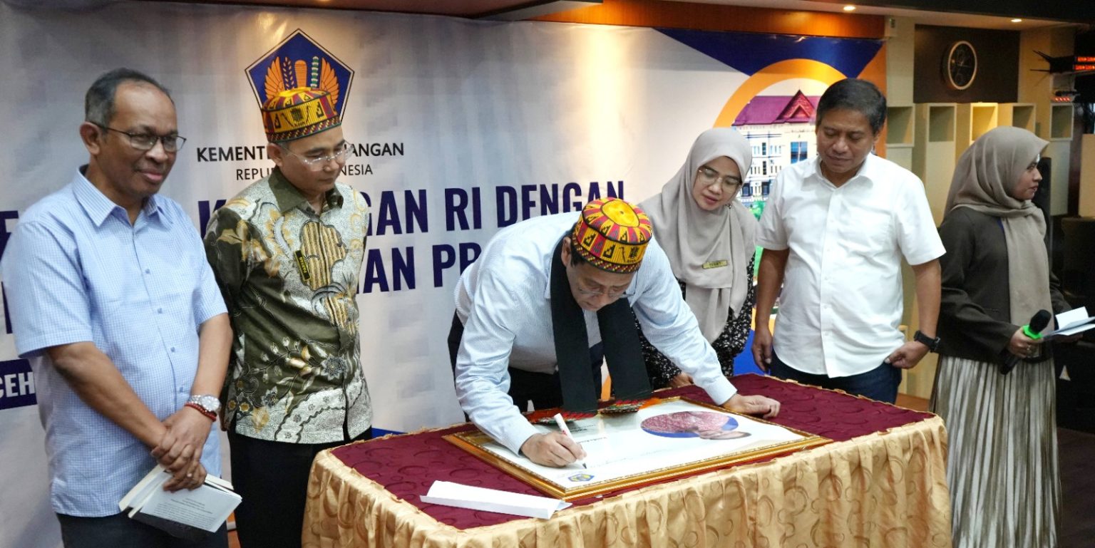 Menkeu Purbaya Tinjau Bea Cukai Aceh, Tegaskan Peran Strategis Fiskal dalam Pemulihan Pasca Bencana